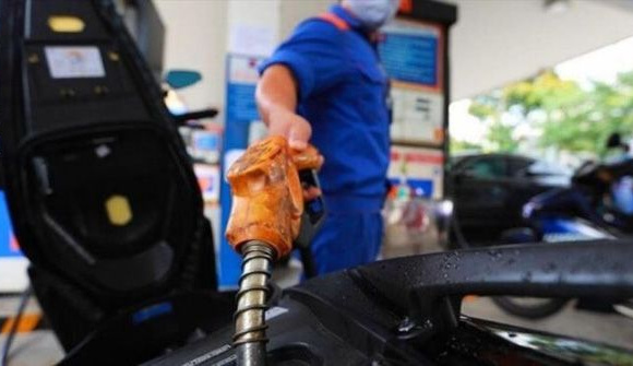 Bộ Tài chính đề xuất giảm 4 loại thuế đối với xăng dầu