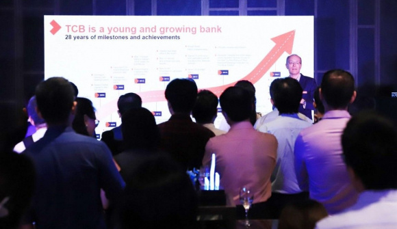 Techcombank thu hút nhân tài quốc tế về Việt Nam