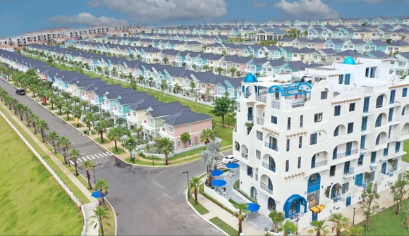 Nhà đầu tư toàn quốc “phải lòng” siêu thành phố biển