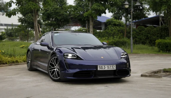 Hưởng lợi từ chính sách, Porsche Taycan sang 2023 sẽ giảm hơn 700 triệu đồng