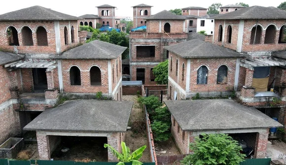 Biệt thự bỏ hoang hơn 10 năm, giá vẫn tăng hàng chục tỷ đồng
