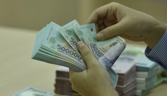 Hàng loạt ngân hàng tăng lãi suất cho vay