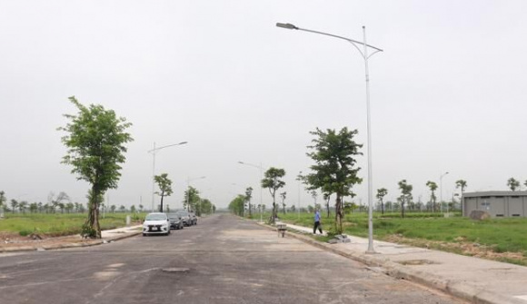 Đất đấu giá “nhảy múa” bất thường: Cẩn trọng tác động ngược