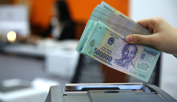 Lãi suất huy động tăng, dòng tiền chảy mạnh vào hệ thống ngân hàng