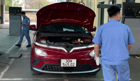 Phí đăng kiểm ô tô sẽ tăng từ ngày 8/10