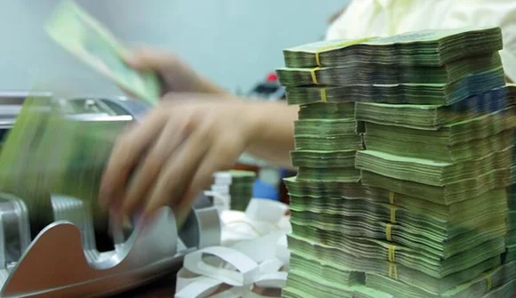 Tín dụng cuối năm: Vốn vào sản xuất nhỏ giọt, cửa hẹp cho bất động sản