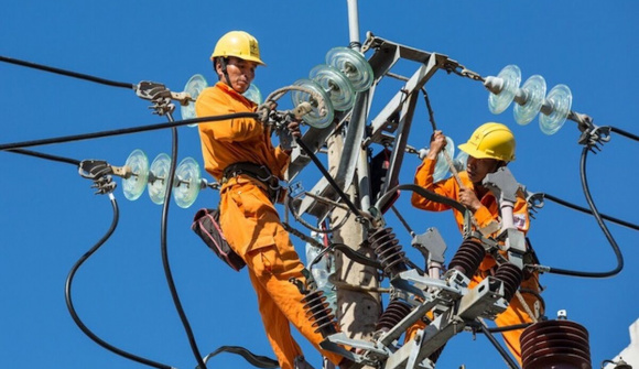 EVN lỗ hơn 16.500 tỷ đồng nửa đầu năm