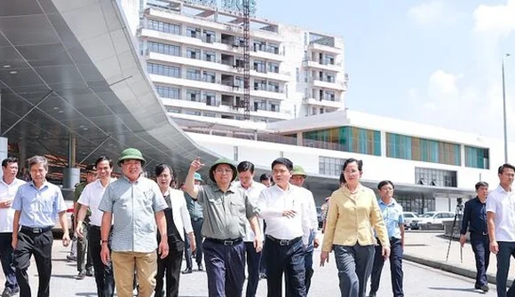 Chùm ảnh: Thủ tướng kiểm tra, đôn đốc 3 dự án bệnh viện lớn tại Hà Nam