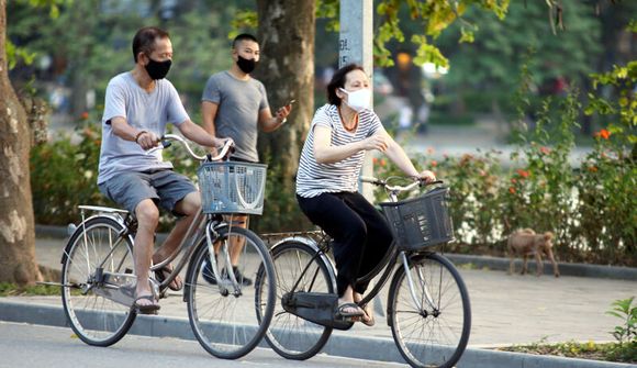 Hà Nội nghiên cứu thí điểm làn đường dành riêng cho xe đạp