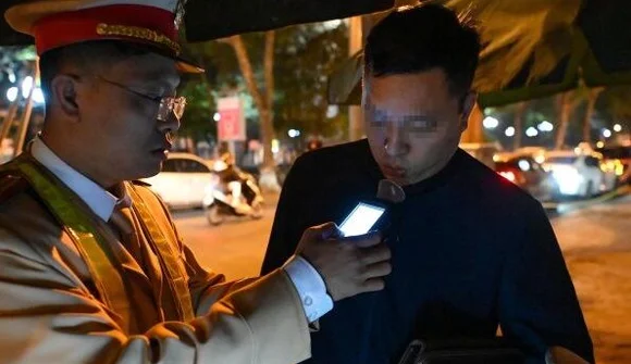 Nghỉ Tết 2023: Mỗi ngày xử lý hơn 1.000 người vi phạm nồng độ cồn