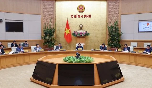 Thủ tướng: Khẩn trương trình dự thảo Nghị định trái phiếu; tháo gỡ khó khăn tín dụng bất động sản