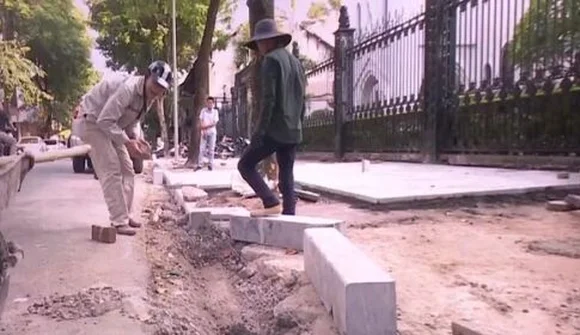 Hà Nội yêu cầu dừng cấp phép đào đường, vỉa hè dịp Tết