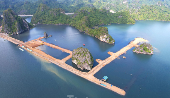 Chính phủ chỉ đạo kiểm tra dự án quây núi đá Vịnh Hạ Long làm "hòn non bộ"