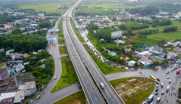 Đất nền giá khoảng 11 triệu đồng/m2 hút khách mua các tỉnh ven TP.HCM