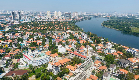 Thanh toán trong kinh doanh bất động sản phải chuyển khoản