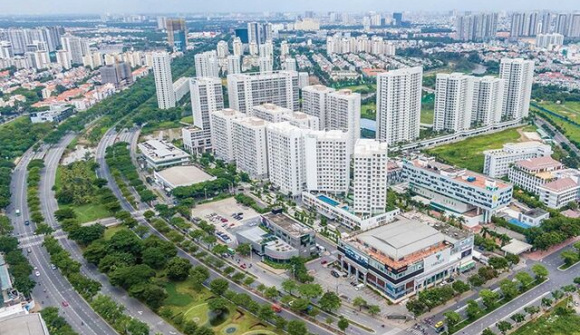 Người không quan hệ huyết thống phải giao dịch bất động sản thông qua sàn