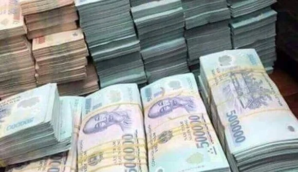 “Ngân hàng Nhà nước chưa có văn bản, phát ngôn nào về việc siết chặt tín dụng bất động sản”