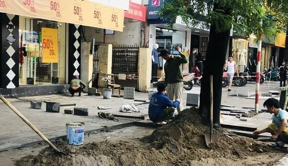 Hà Nội sẽ thanh tra, kiểm tra các dự án lát đá hè phố