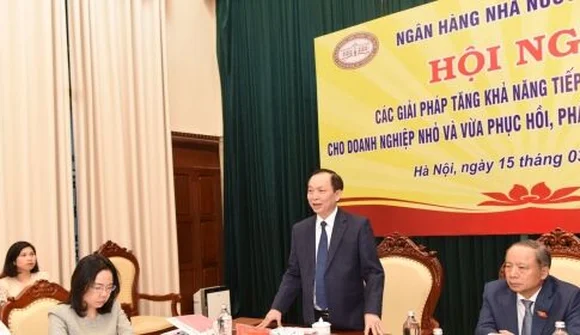 Ngân hàng có vốn nhưng doanh nghiệp vẫn khó tiếp cận