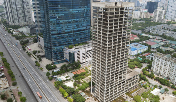 Doanh nghiệp xin “hồi sinh” toà tháp nghìn tỷ bỏ hoang ở Hà Nội làm ăn ra sao?