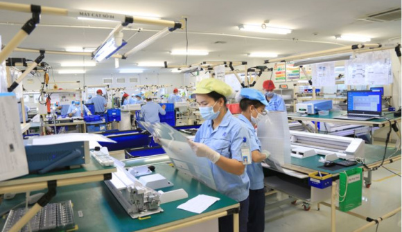 Mỗi tháng có 17,6 nghìn doanh nghiệp rút lui khỏi thị trường