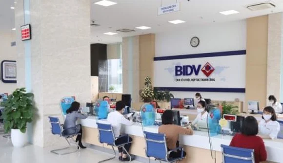 Lợi nhuận của BIDV bất ngờ vươn lên vị trí thứ 2 ngành ngân hàng