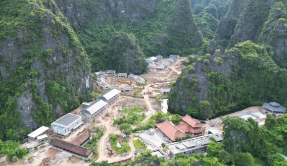 Khu nghỉ dưỡng xây dựng vi phạm giữa vùng lõi di sản thế giới Tràng An