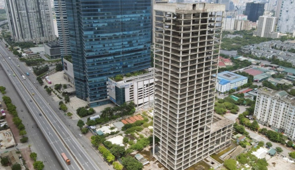 Tòa tháp nghìn tỷ bỏ hoang gần chục năm giữa Thủ đô được hồi sinh