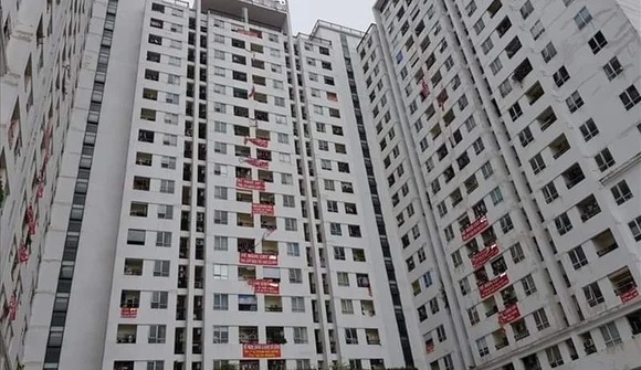 Bị “sờ gáy”, hàng chục chung cư ở Hà Nội lộ chuyện tranh chấp giữa chủ đầu tư và cư dân