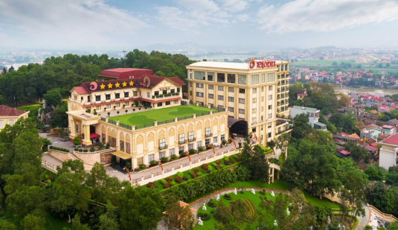 Xây “chui” bar ở Bắc Ninh, Tập đoàn quốc tế Phượng Hoàng kinh doanh ra sao?