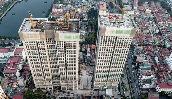 Nhà ở giá rẻ và trung cấp “biến mất”, người dân TP.HCM đang phải chi trung bình 9,39 tỷ đồng/căn khi mua nhà