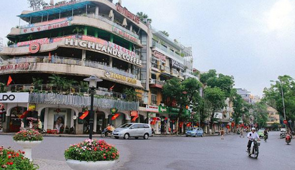 Đất nhiều tuyến đường chạm mốc gần 700 triệu đồng/m2 khi Hà Nội ban hành bảng giá mới