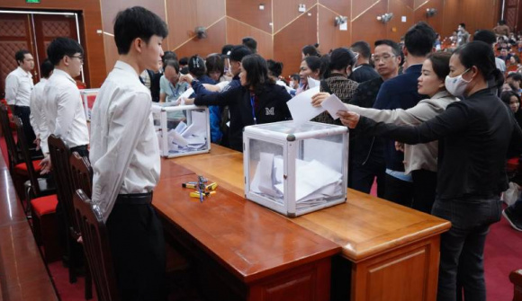 Đất đấu giá huyện ngoại thành Hà Nội lại được trả tới gần 186 triệu đồng/m2