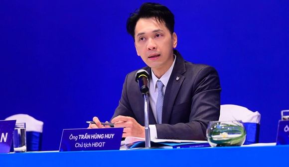 Hé lộ lương của Chủ tịch Ngân hàng ACB vừa dính tin đồn đánh bạc