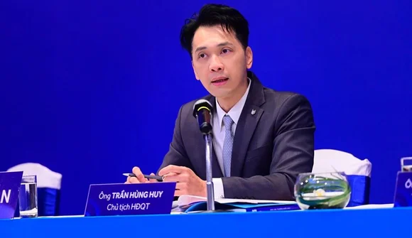 Hé lộ lương của Chủ tịch Ngân hàng ACB vừa dính tin đồn đánh bạc
