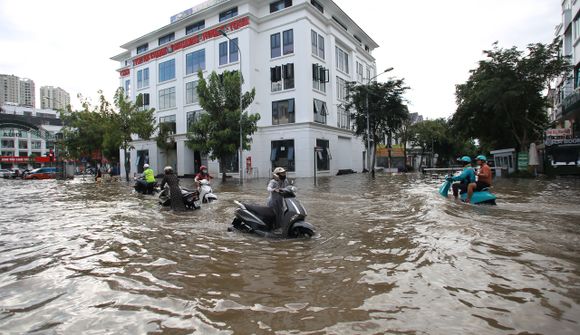 25 điểm mưa ngập nặng xe không thể qua sau một ngày: Người mua nhà cần lưu ý khi “xuống tiền”