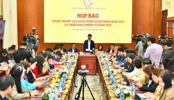 Lãi suất cho vay giảm, tín dụng tăng mạnh