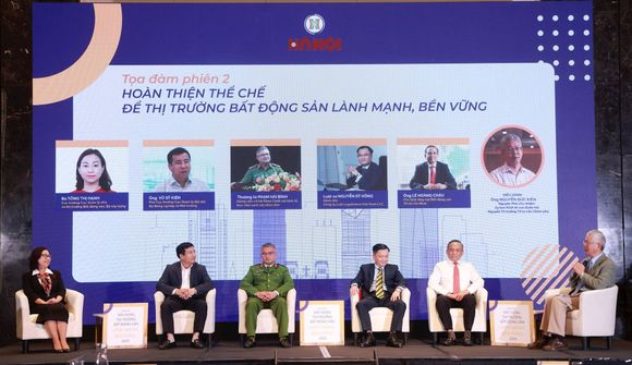 Kiểm soát giá nhà để thị trường bất động sản phát triển lành mạnh, bền vững