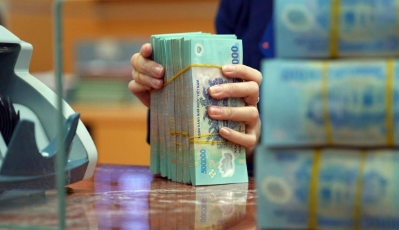 Hàng loạt ngân hàng tăng lãi suất tiết kiệm