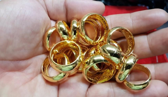 Giá vàng nhẫn xô đổ kỷ lục mọi thời đại, vượt qua cột mốc 96 triệu đồng/lượng