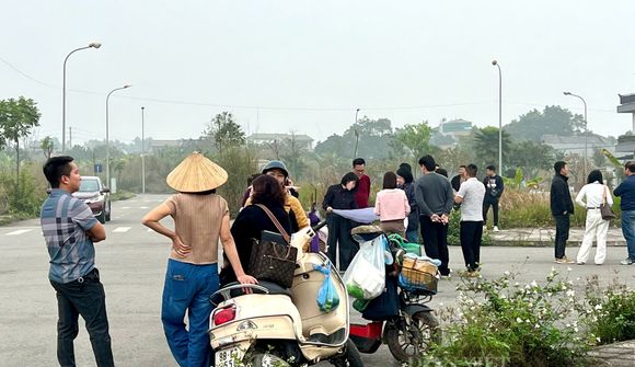 VARS: Tâm lý fomo và kỳ vọng giá tăng khiến nhiều nhà đầu tư đang chạy theo “cơn sốt” đất ảo sáp nhập tỉnh, thành