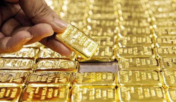 Thủ tướng yêu cầu Ngân hàng Nhà nước thực hiện các biện pháp khi cần thiết để bình ổn thị trường vàng