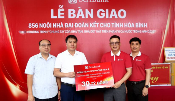 SeABank bàn giao 856 căn nhà đại đoàn kết cho tỉnh Hòa Bình