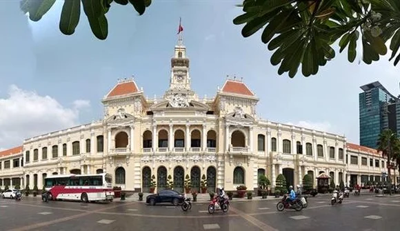 TP.HCM tạm dừng đầu tư xây mới trụ sở làm việc