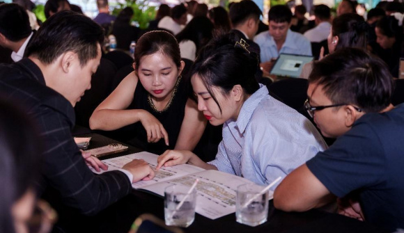 Hàng trăm khách hàng tham dự sự kiện giới thiệu chính thức dự án Lumière Midtown