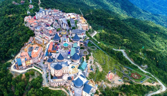 Cáp treo Bà Nà báo lãi 426 tỷ đồng