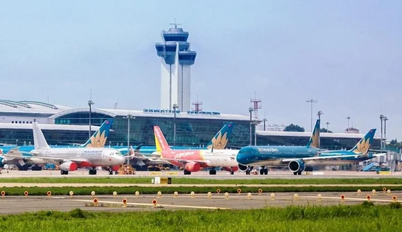 Đề xuất dồn toàn bộ chuyến bay quốc tế về sân bay Long Thành từ năm 2026
