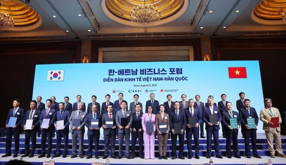 Việt Nam lần đầu xuất khẩu 5.000 UAV: Cột mốc lịch sử mở ra kỷ nguyên công nghệ mới