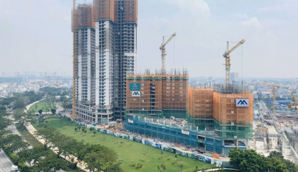 Kỳ vọng tiềm năng tăng giá khiến nhà đầu tư tiếp tục đổ tiền mua chung cư dù giá neo cao