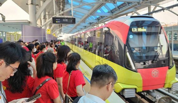 Tàu điện chạy xuyên đêm phục vụ Tổng duyệt và Lễ diễu binh, diễu hành 80 năm Quốc khánh 2/9